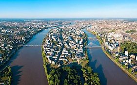 Appartement Charmant Et Calme En Bord De Loire.